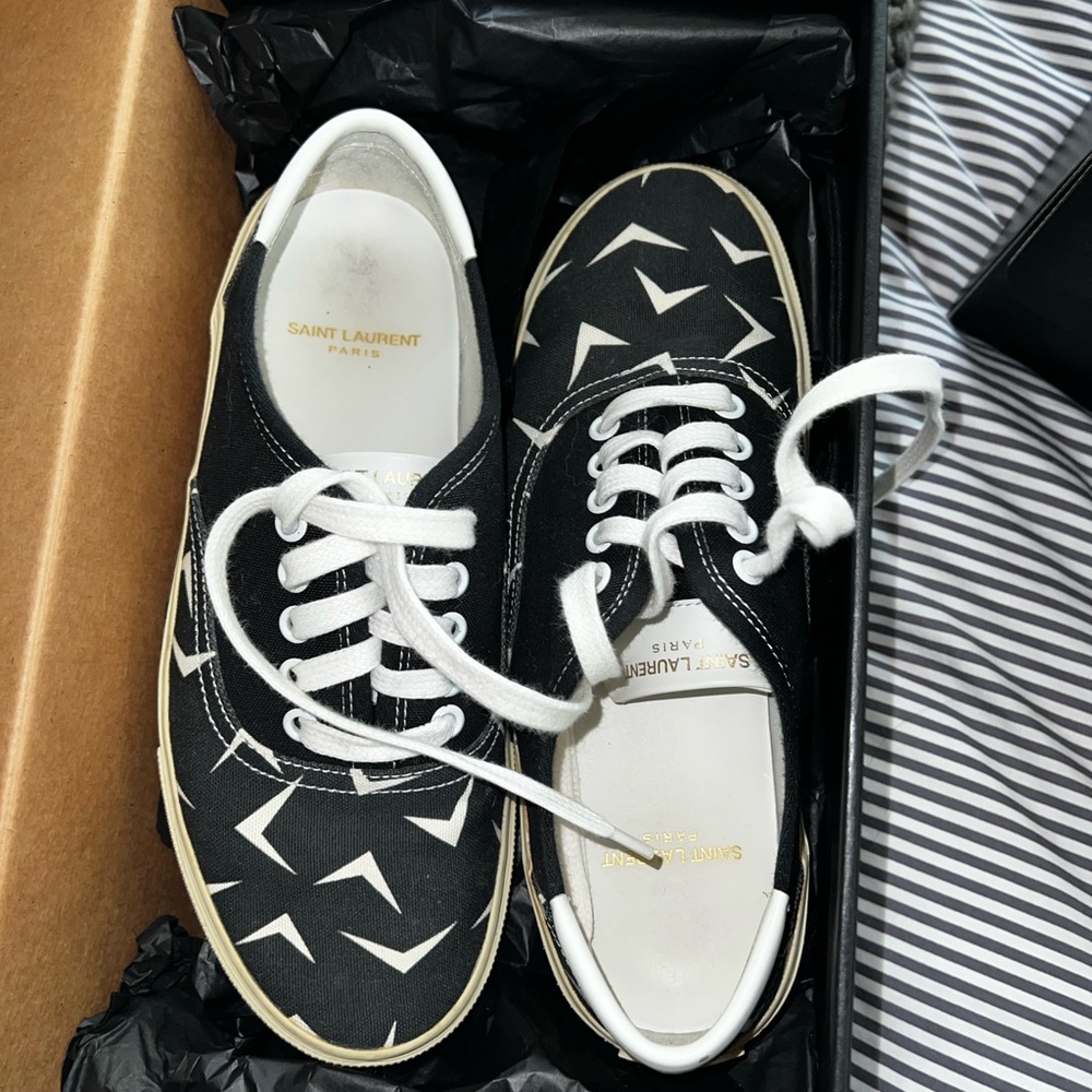 Saint Laurent boomerang sneaker size EU39